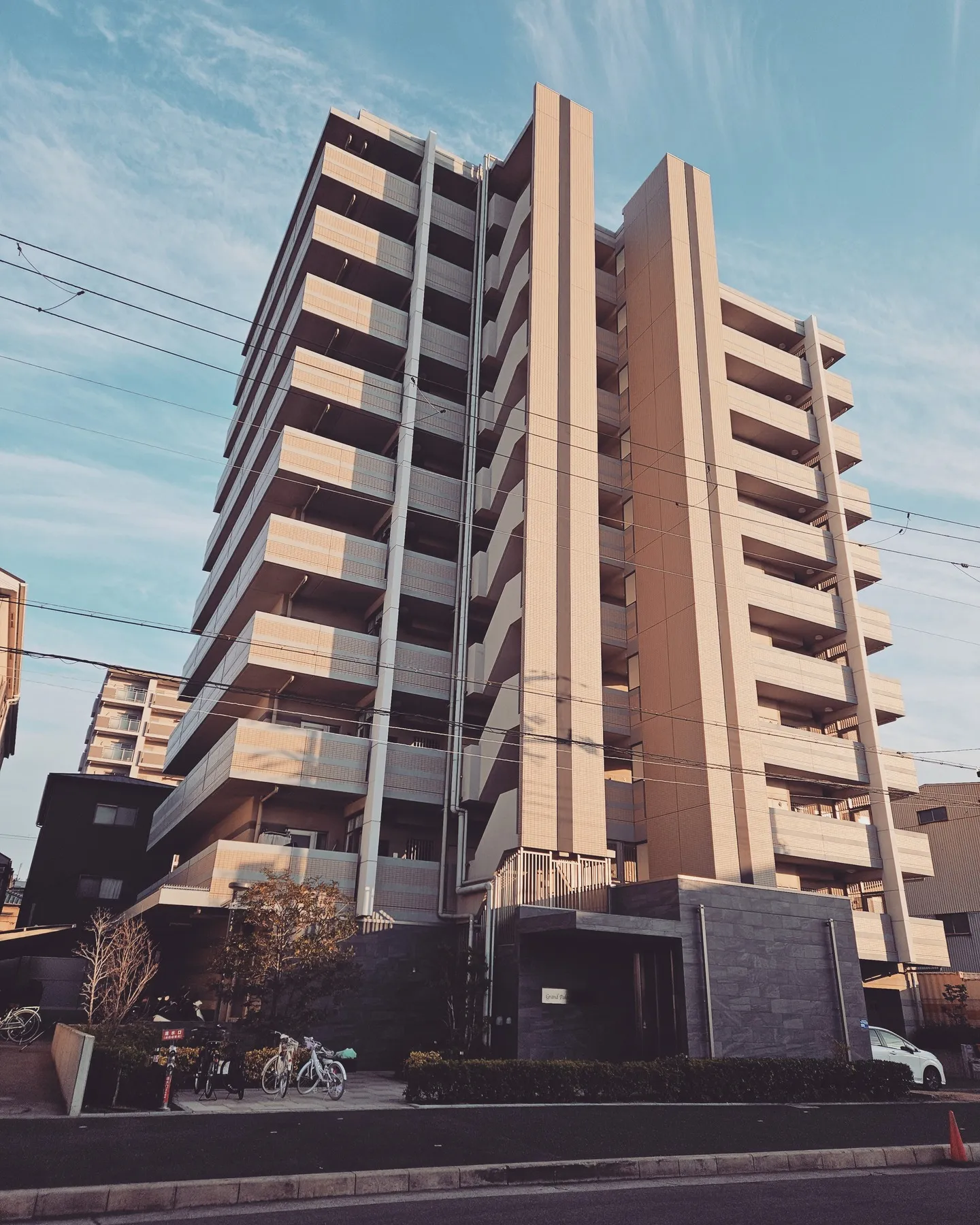 グランドパレス堺七道　専任媒介を頂きました。